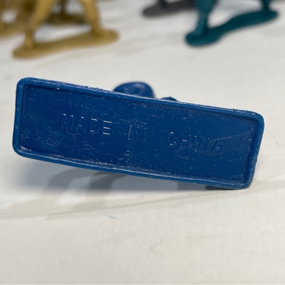 Army Men Lot Mixed. Greenbrier, Ja-Ru and Generic Made in China. 100 Plus Total - Picture 7 of 14